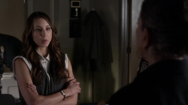 Pretty_Little_Liars_S05E17_Mini_720p_WEB-DL_Dual_RMZ-Dinho_0389.jpg