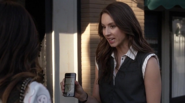 Pretty_Little_Liars_S05E17_Mini_720p_WEB-DL_Dual_RMZ-Dinho_0900.jpg