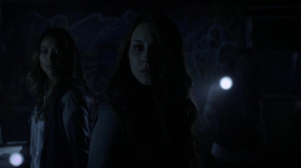 Pretty_Little_Liars_S05E17_Mini_720p_WEB-DL_Dual_RMZ-Dinho_1204.jpg