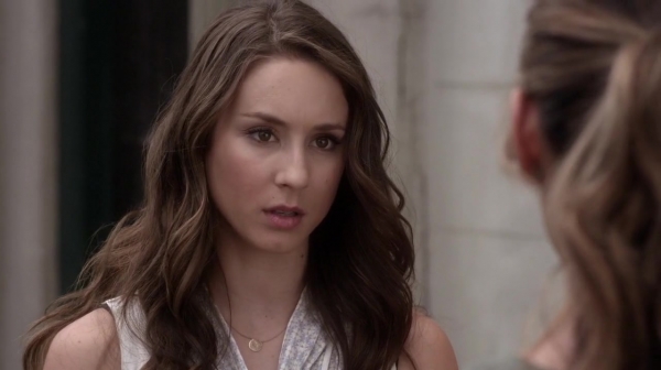 Pretty_Little_Liars_S05E18_Mini_720p_WEB-DL_Dual_RMZ-Dinho_0077.jpg