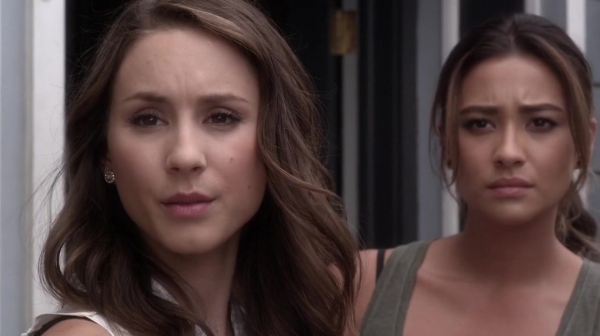 Pretty_Little_Liars_S05E18_Mini_720p_WEB-DL_Dual_RMZ-Dinho_0092.jpg