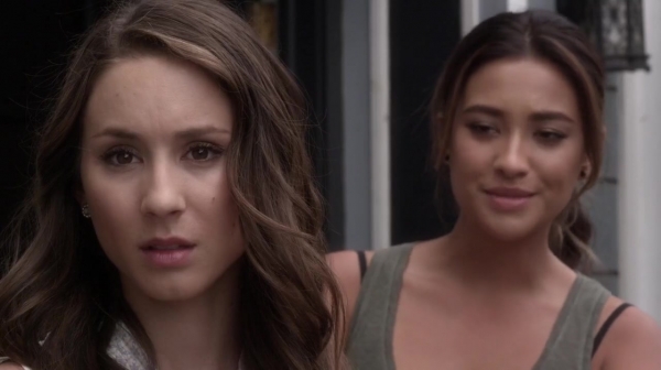 Pretty_Little_Liars_S05E18_Mini_720p_WEB-DL_Dual_RMZ-Dinho_0106.jpg