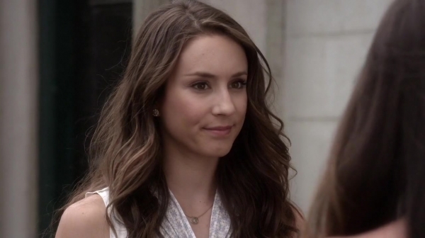Pretty_Little_Liars_S05E18_Mini_720p_WEB-DL_Dual_RMZ-Dinho_0200.jpg
