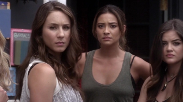 Pretty_Little_Liars_S05E18_Mini_720p_WEB-DL_Dual_RMZ-Dinho_0204.jpg