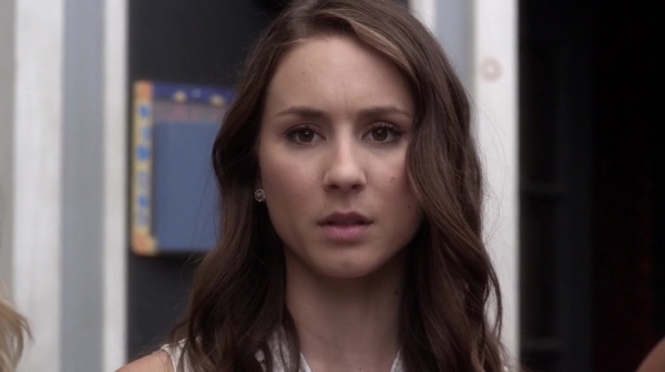 Pretty_Little_Liars_S05E18_Mini_720p_WEB-DL_Dual_RMZ-Dinho_0214.jpg