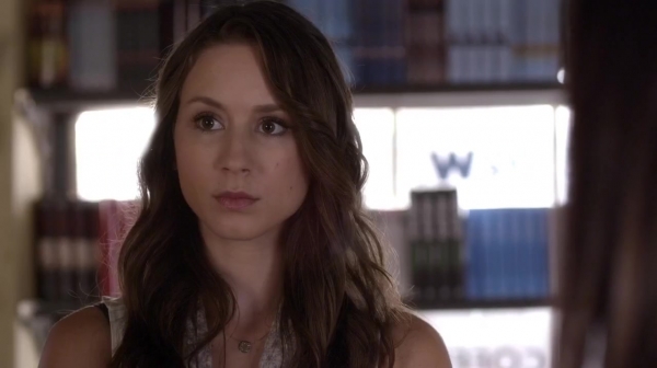 Pretty_Little_Liars_S05E18_Mini_720p_WEB-DL_Dual_RMZ-Dinho_0294.jpg