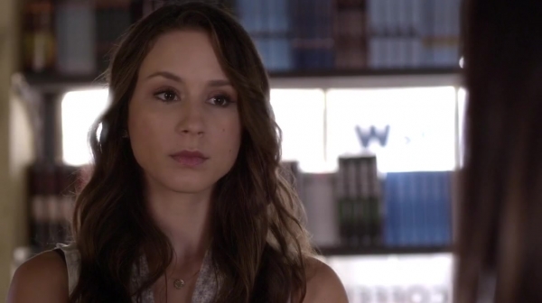 Pretty_Little_Liars_S05E18_Mini_720p_WEB-DL_Dual_RMZ-Dinho_0295.jpg