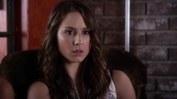 Pretty_Little_Liars_S05E18_Mini_720p_WEB-DL_Dual_RMZ-Dinho_0469.jpg