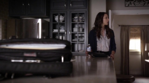 Pretty_Little_Liars_S05E18_Mini_720p_WEB-DL_Dual_RMZ-Dinho_0505.jpg