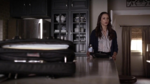 Pretty_Little_Liars_S05E18_Mini_720p_WEB-DL_Dual_RMZ-Dinho_0506.jpg
