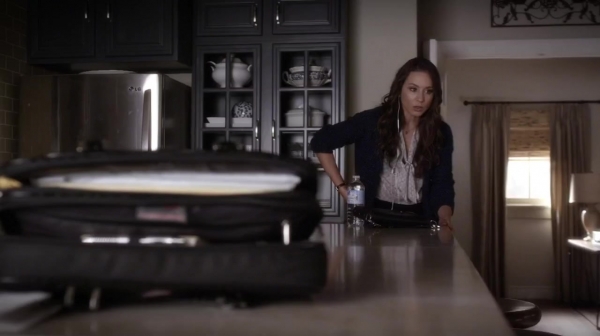 Pretty_Little_Liars_S05E18_Mini_720p_WEB-DL_Dual_RMZ-Dinho_0509.jpg