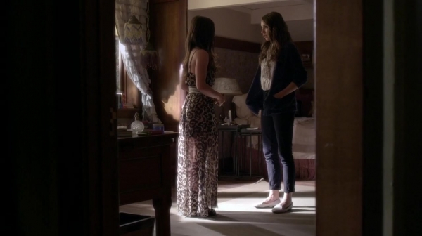 Pretty_Little_Liars_S05E18_Mini_720p_WEB-DL_Dual_RMZ-Dinho_0727.jpg