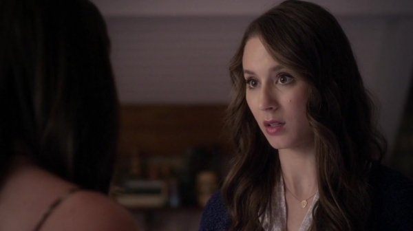 Pretty_Little_Liars_S05E18_Mini_720p_WEB-DL_Dual_RMZ-Dinho_0768.jpg