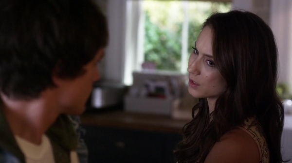 Pretty_Little_Liars_S05E19_Mini_720p_WEB-DL_Dual_RMZ-Dinho_0706.jpg