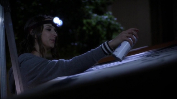 Pretty_Little_Liars_S05E19_Mini_720p_WEB-DL_Dual_RMZ-Dinho_1099.jpg