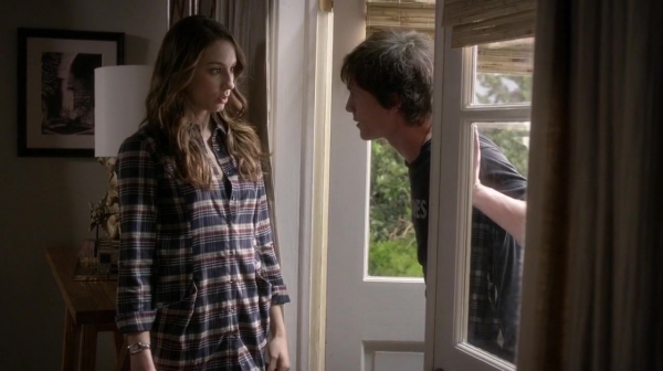 Pretty_Little_Liars_S05E20_Mini_720p_WEB-DL_Dual_RMZ-Dinho_1082.jpg