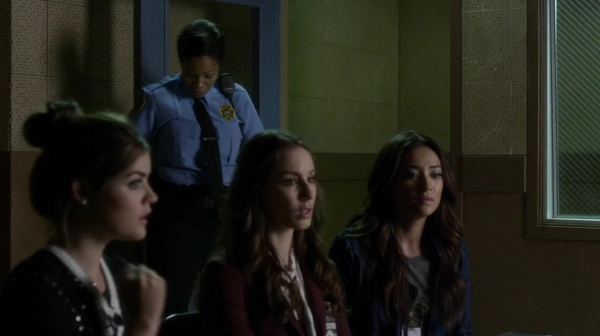 Pretty_Little_Liars_S05E21_Mini_720p_WEB-DL_Dual_RMZ-Dinho_0142.jpg