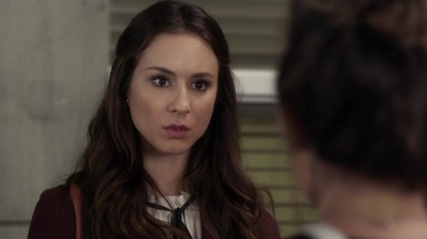 Pretty_Little_Liars_S05E21_Mini_720p_WEB-DL_Dual_RMZ-Dinho_0259.jpg