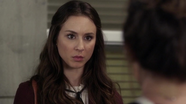 Pretty_Little_Liars_S05E21_Mini_720p_WEB-DL_Dual_RMZ-Dinho_0261.jpg