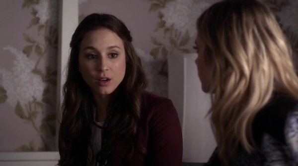 Pretty_Little_Liars_S05E21_Mini_720p_WEB-DL_Dual_RMZ-Dinho_0565.jpg