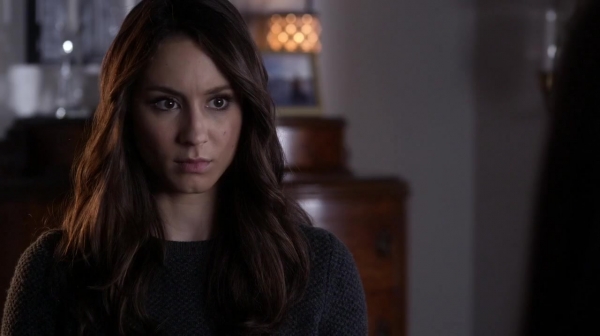 Pretty_Little_Liars_S05E22_Mini_720p_WEB-DL_Dual_RMZ-Dinho_0820.jpg