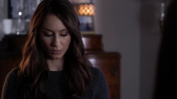 Pretty_Little_Liars_S05E22_Mini_720p_WEB-DL_Dual_RMZ-Dinho_0821.jpg