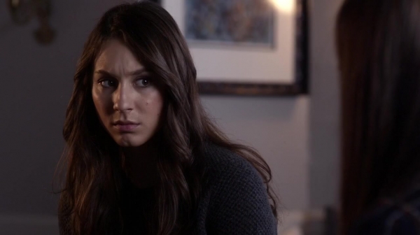 Pretty_Little_Liars_S05E22_Mini_720p_WEB-DL_Dual_RMZ-Dinho_0871.jpg