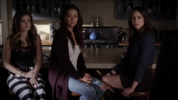 Pretty_Little_Liars_S05E23_Mini_720p_WEB-DL_Dual_RMZ-Dinho_0220.jpg