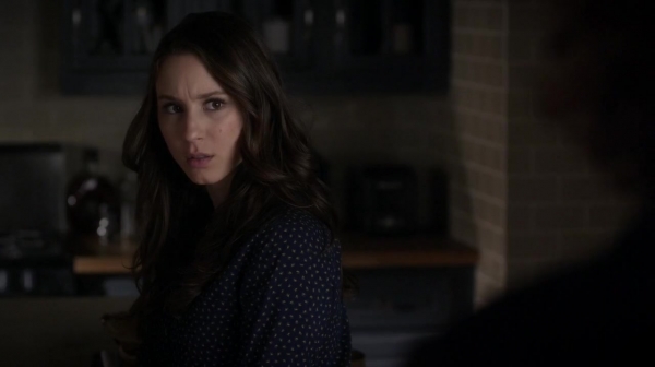 Pretty_Little_Liars_S05E23_Mini_720p_WEB-DL_Dual_RMZ-Dinho_0227.jpg