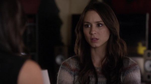 Pretty_Little_Liars_S05E23_Mini_720p_WEB-DL_Dual_RMZ-Dinho_1259.jpg
