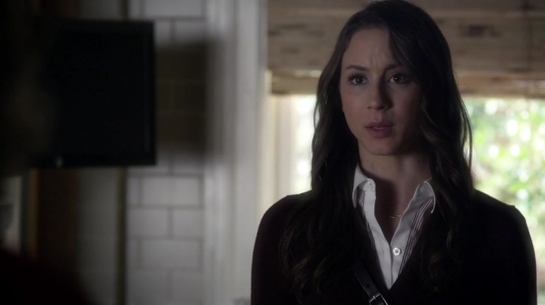 Pretty_Little_Liars_S05E23_Mini_720p_WEB-DL_Dual_RMZ-Dinho_1539.jpg