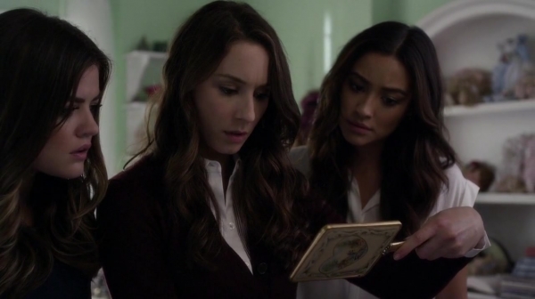 Pretty_Little_Liars_S05E23_Mini_720p_WEB-DL_Dual_RMZ-Dinho_2148.jpg