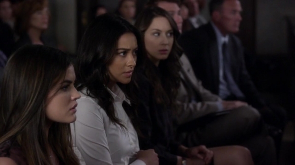 Pretty_Little_Liars_S05E24_Mini_720p_WEB-DL_Dual_RMZ-Dinho_0114.jpg