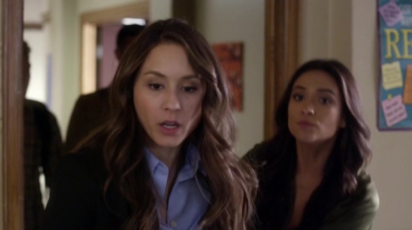 Pretty_Little_Liars_S05E24_Mini_720p_WEB-DL_Dual_RMZ-Dinho_1112.jpg
