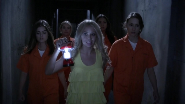 Pretty_Little_Liars_S05E25_Mini_720p_WEB-DL_Dual_RMZ-Dinho_0940.jpg