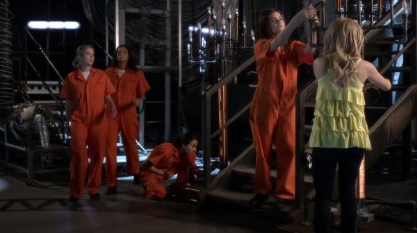 Pretty_Little_Liars_S05E25_Mini_720p_WEB-DL_Dual_RMZ-Dinho_1939.jpg