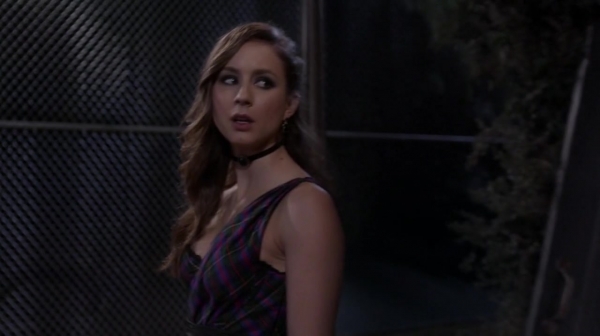 Pretty_Little_Liars_S05E25_Mini_720p_WEB-DL_Dual_RMZ-Dinho_2508.jpg