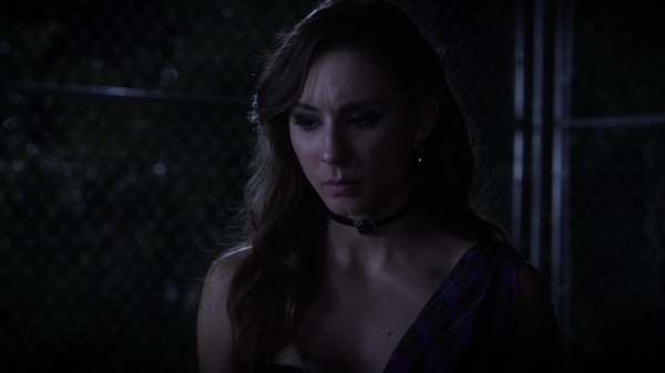 Pretty_Little_Liars_S06E01_720p_HDTV_X264-DIMENSION_0206.jpg