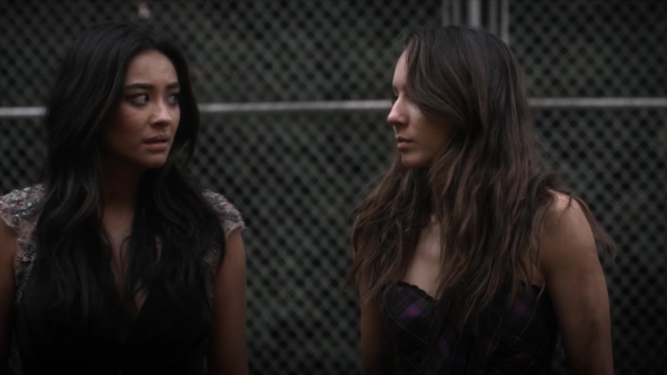 Pretty_Little_Liars_S06E01_720p_HDTV_X264-DIMENSION_0351.jpg