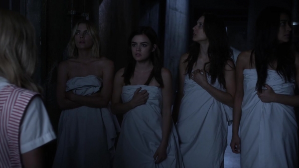 Pretty_Little_Liars_S06E01_720p_HDTV_X264-DIMENSION_0580.jpg
