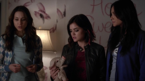 Pretty_Little_Liars_S06E01_720p_HDTV_X264-DIMENSION_1603.jpg