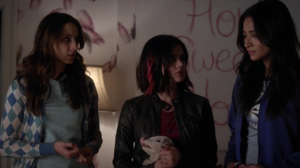 Pretty_Little_Liars_S06E01_720p_HDTV_X264-DIMENSION_1610.jpg
