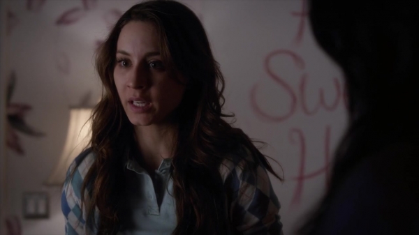 Pretty_Little_Liars_S06E01_720p_HDTV_X264-DIMENSION_1672.jpg