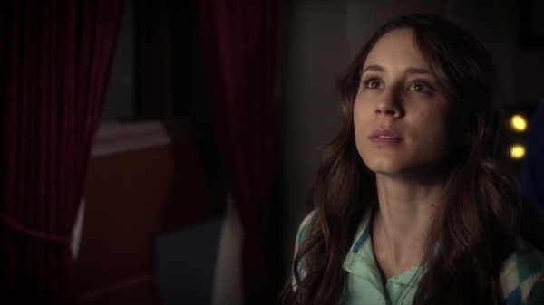 Pretty_Little_Liars_S06E01_720p_HDTV_X264-DIMENSION_2084.jpg
