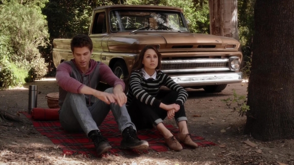 Pretty_Little_Liars_S06E02_720p_HDTV_X264-DIMENSION_1585.jpg