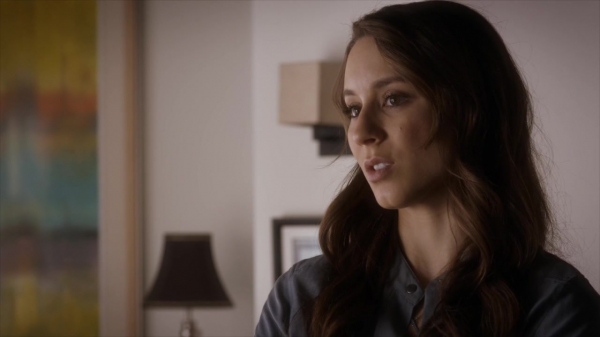 Pretty_Little_Liars_S06E03_720p_HDTV_X264-DIMENSION_1169.jpg