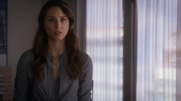 Pretty_Little_Liars_S06E03_720p_HDTV_X264-DIMENSION_1232.jpg
