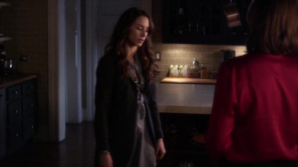 Pretty_Little_Liars_S06E03_720p_HDTV_X264-DIMENSION_2185.jpg
