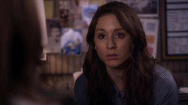 Pretty_Little_Liars_S06E04_720p_HDTV_X264-DIMENSION_0229.jpg