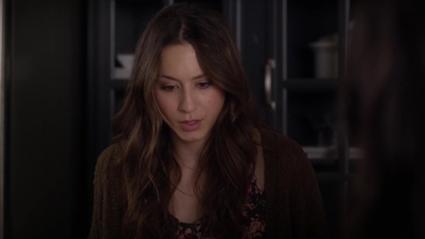 Pretty_Little_Liars_S06E04_720p_HDTV_X264-DIMENSION_0716.jpg